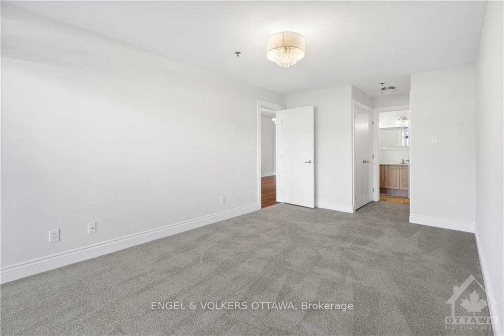 323 WINONA Avenue Unit 103 photo 16