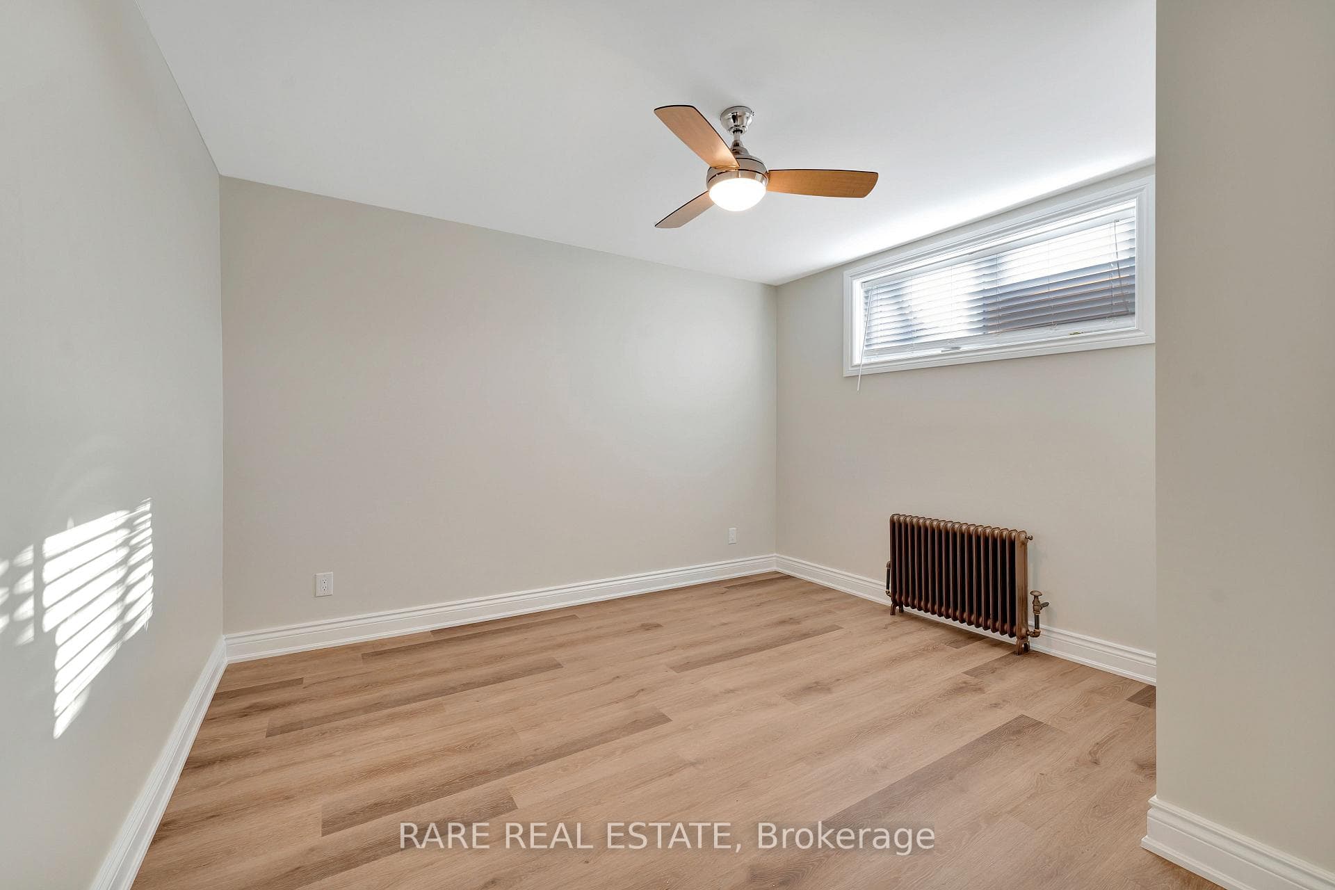 10 Budgell Terrace Unit Lower photo 9