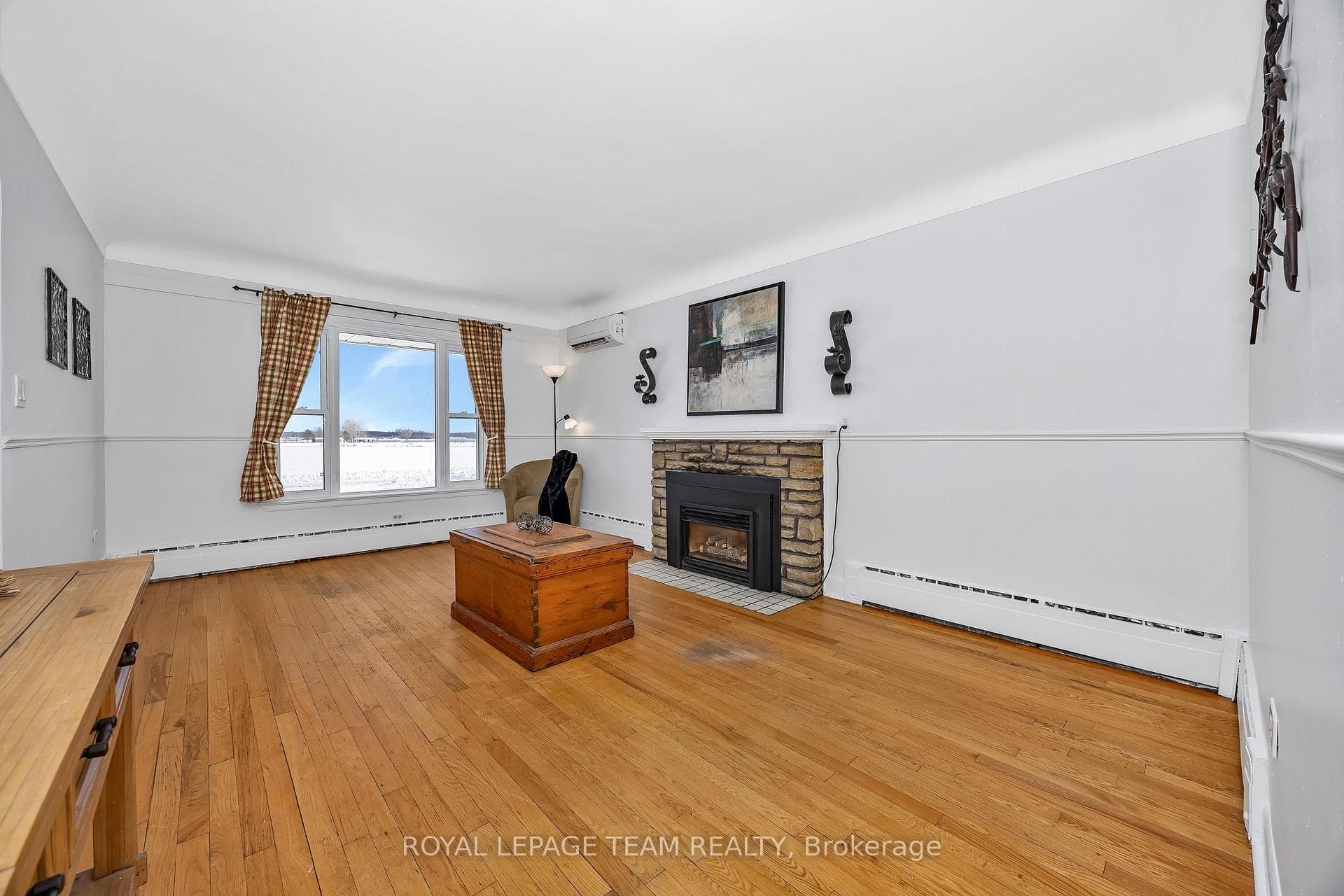 30 Elizabeth Drive photo 9