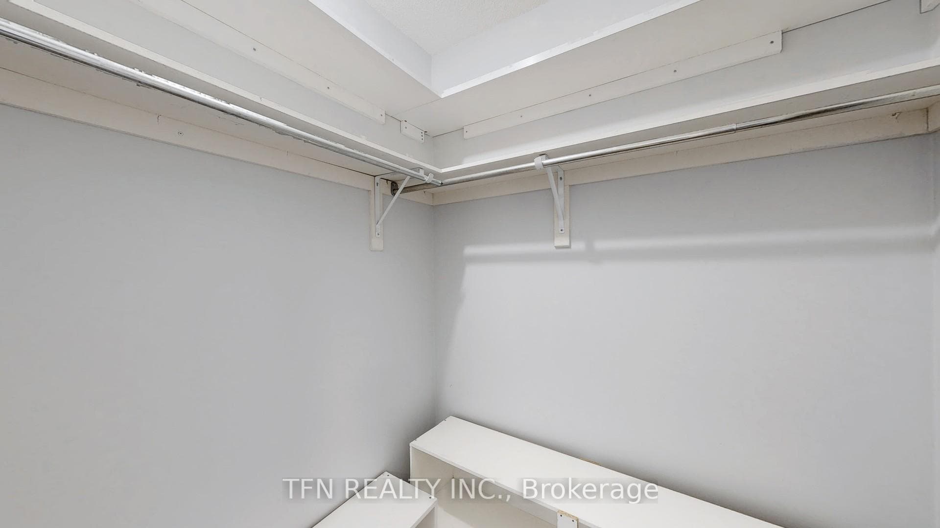 49 Macmillan Avenue photo 27