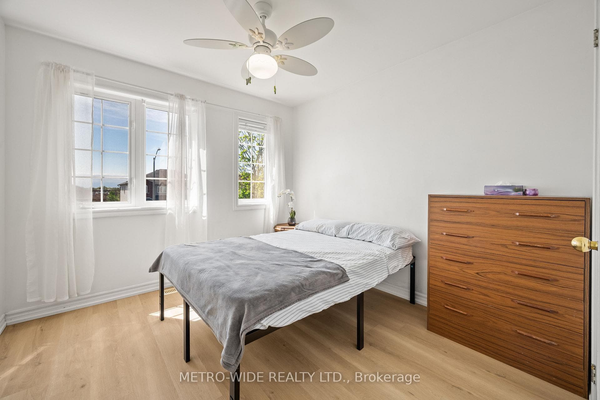 45 BEVERLY Street photo 25
