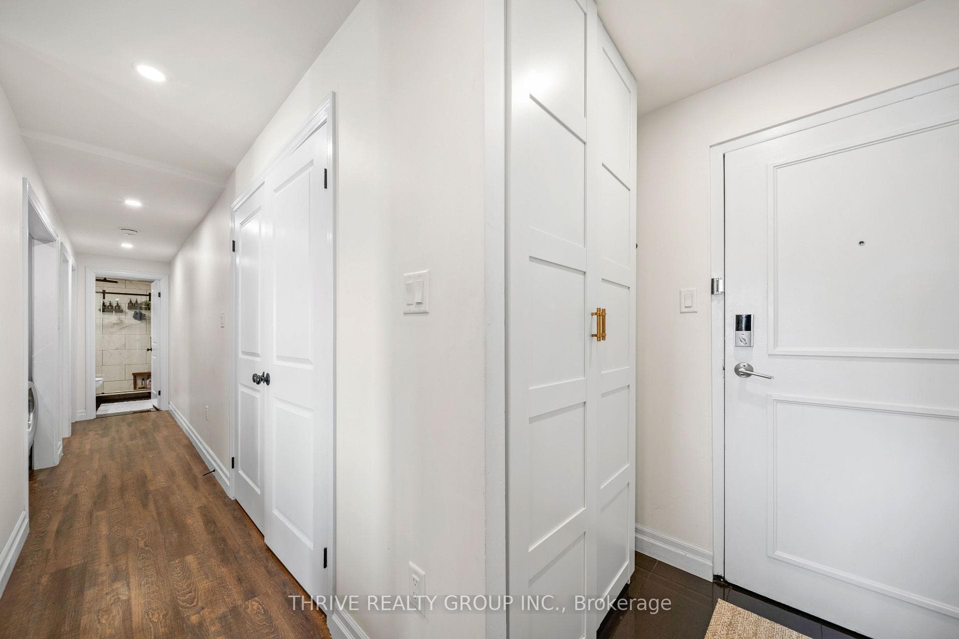 1255 Commissioners Road Unit 408 photo 13
