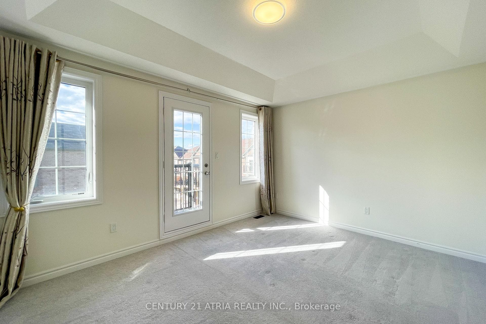 214 William Forster Road photo 14