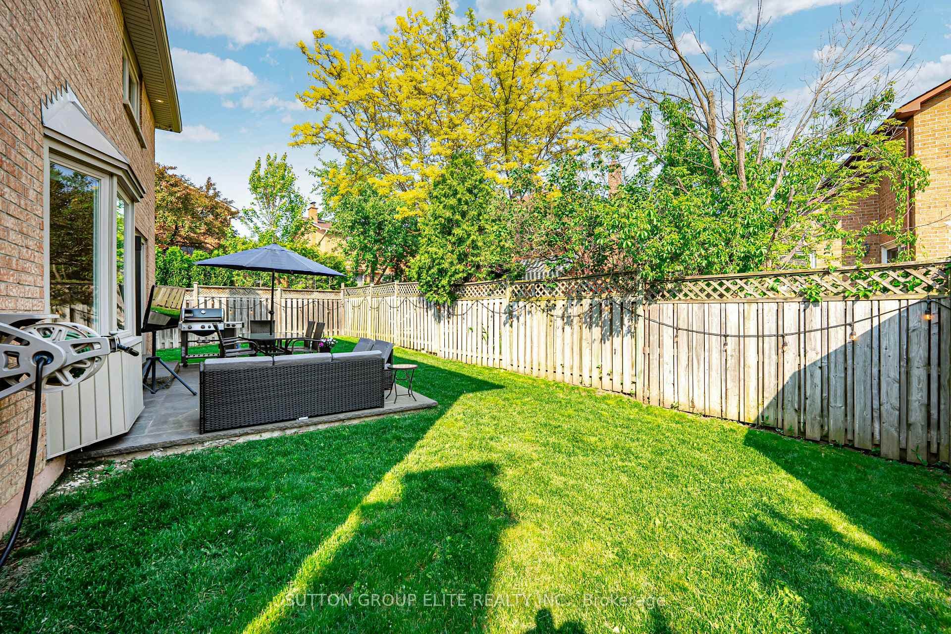 298 Fredericksburg Court photo 43