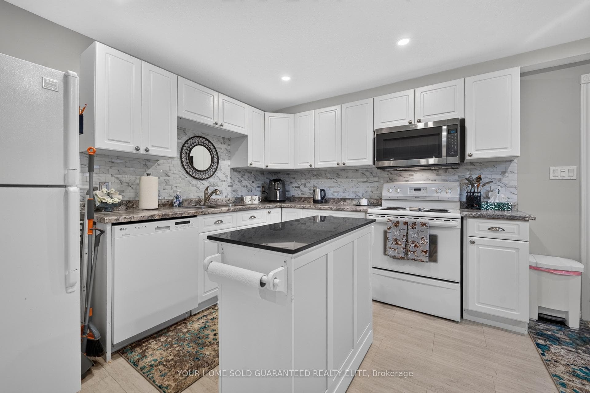 213 Margaret Street photo 6
