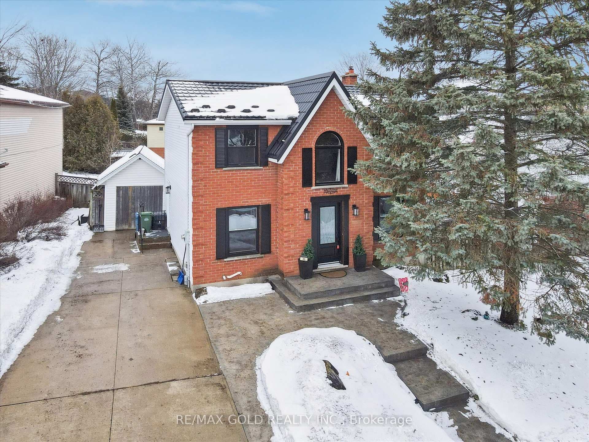 33 Chesterton Lane photo 37