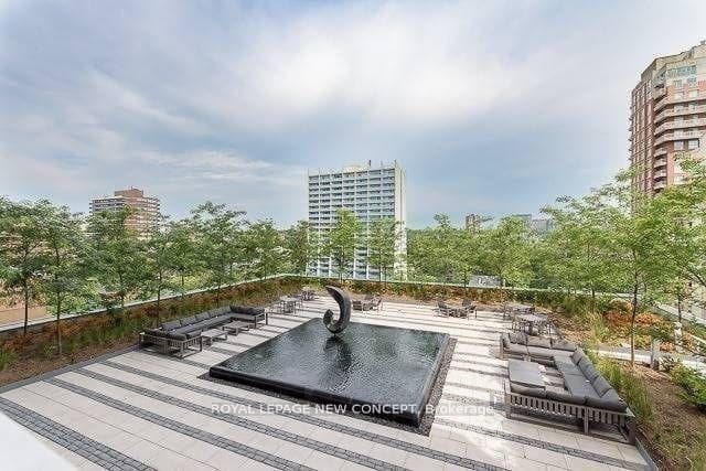 200 Bloor Street Unit 504 photo 17