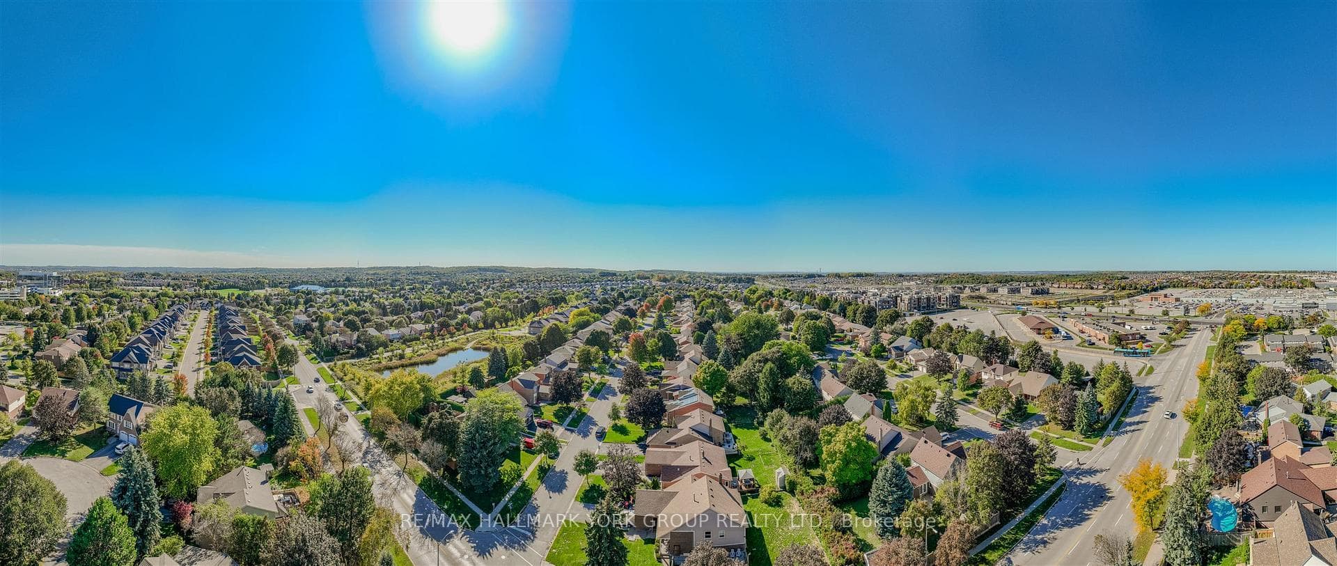 Beautiful Mature Glenway Estates Setting