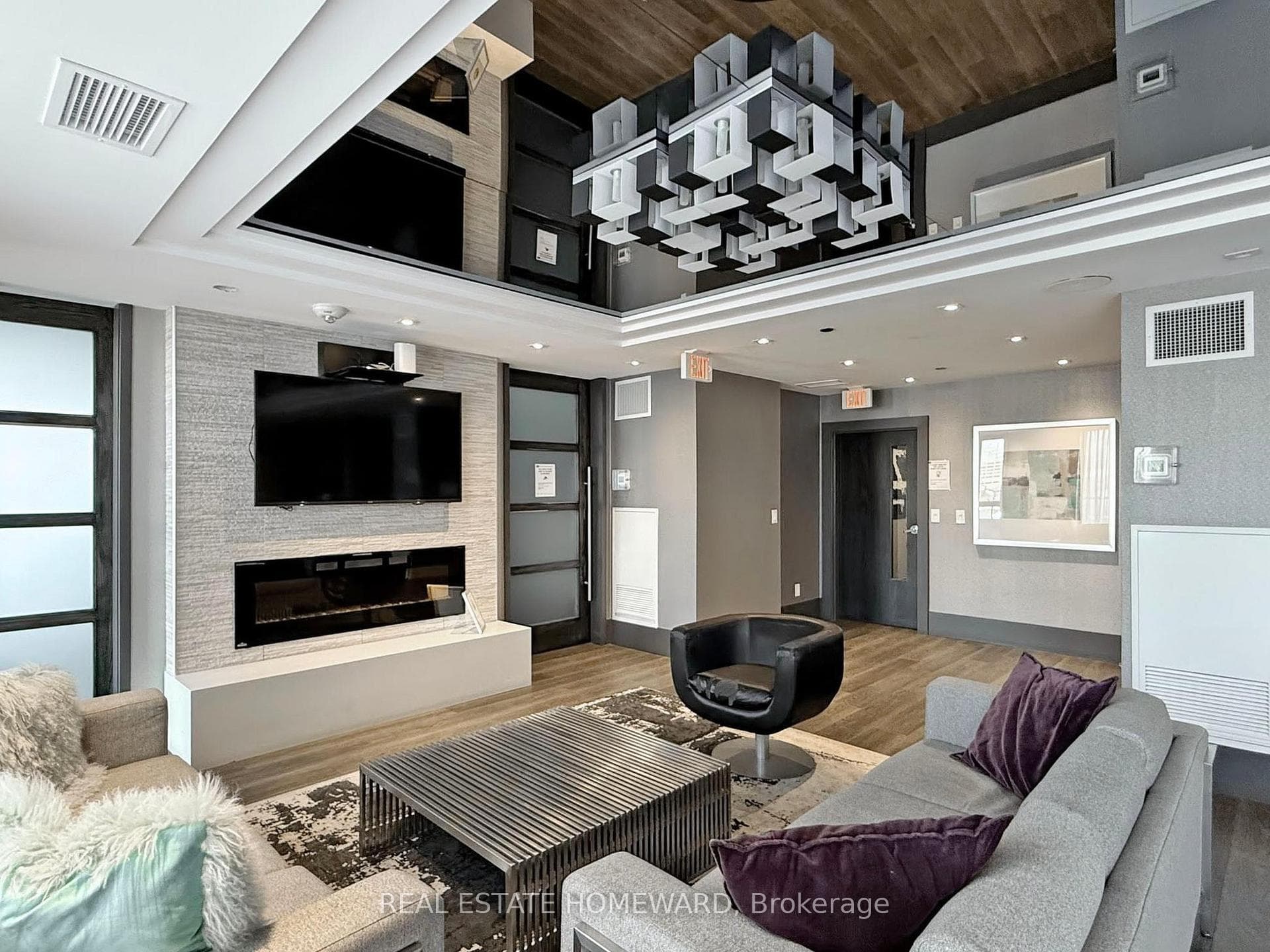 Lounge/Party Room