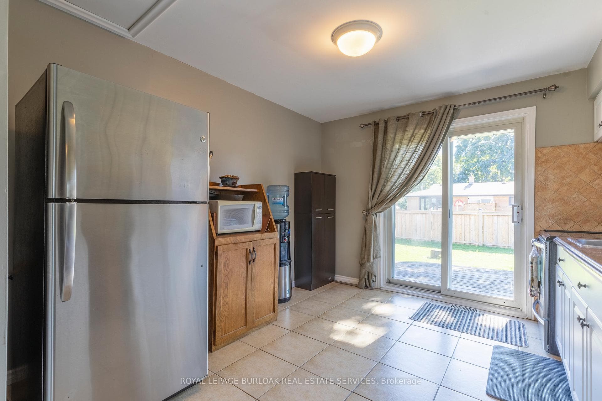 44 Sandalwood Avenue photo 6