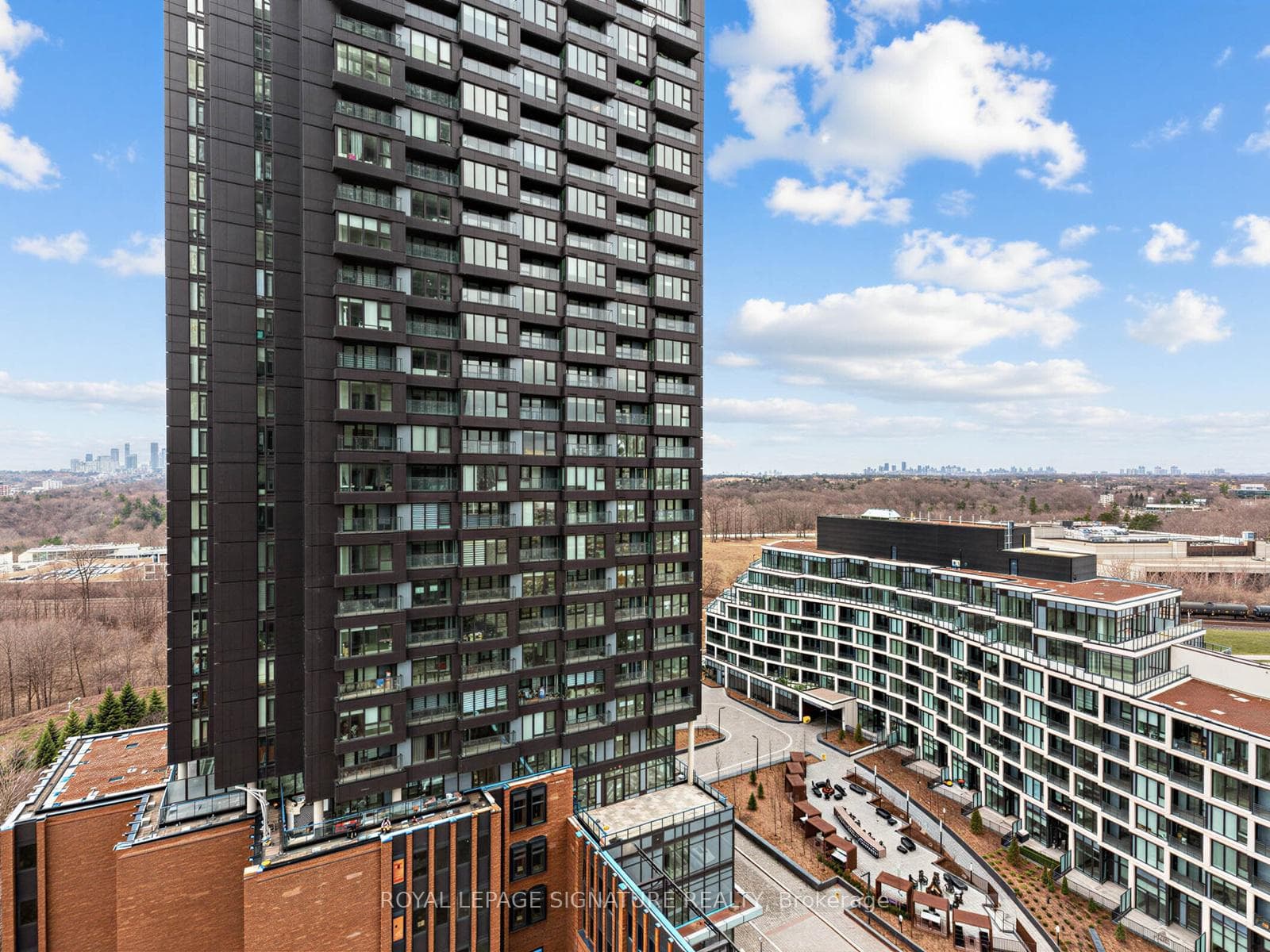 5 Quarrington Lane Unit 1401 photo 29