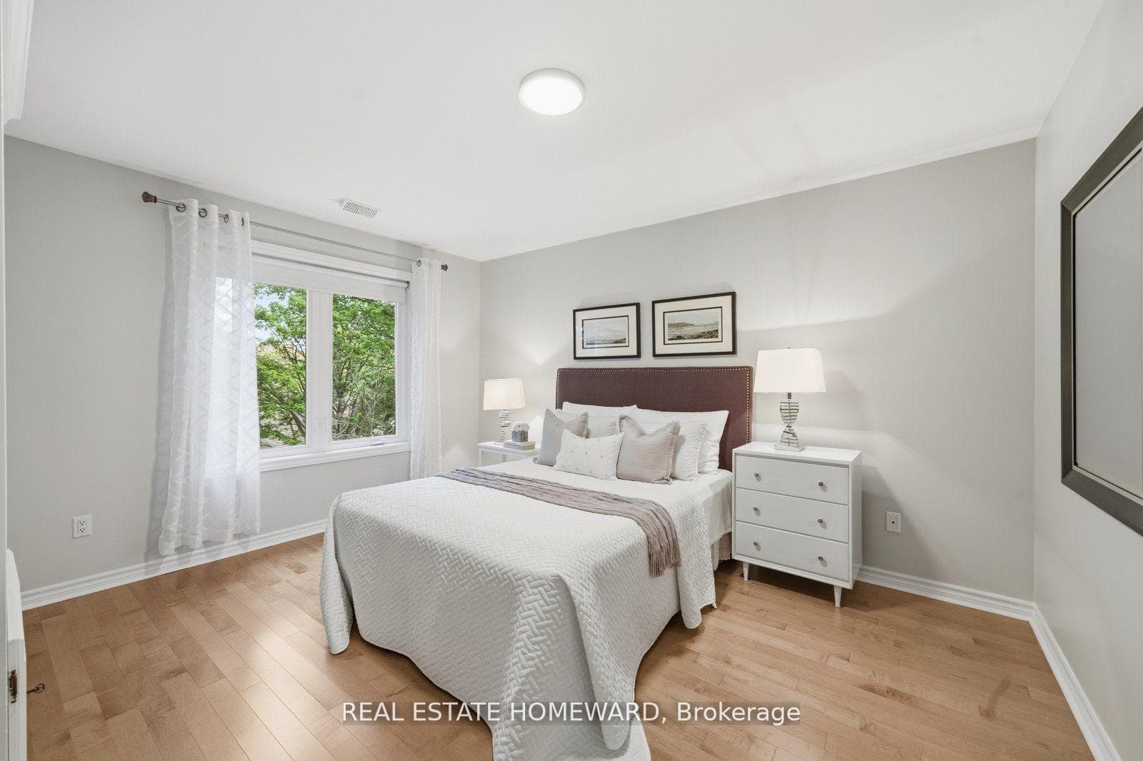 30 Lynn Road photo 25