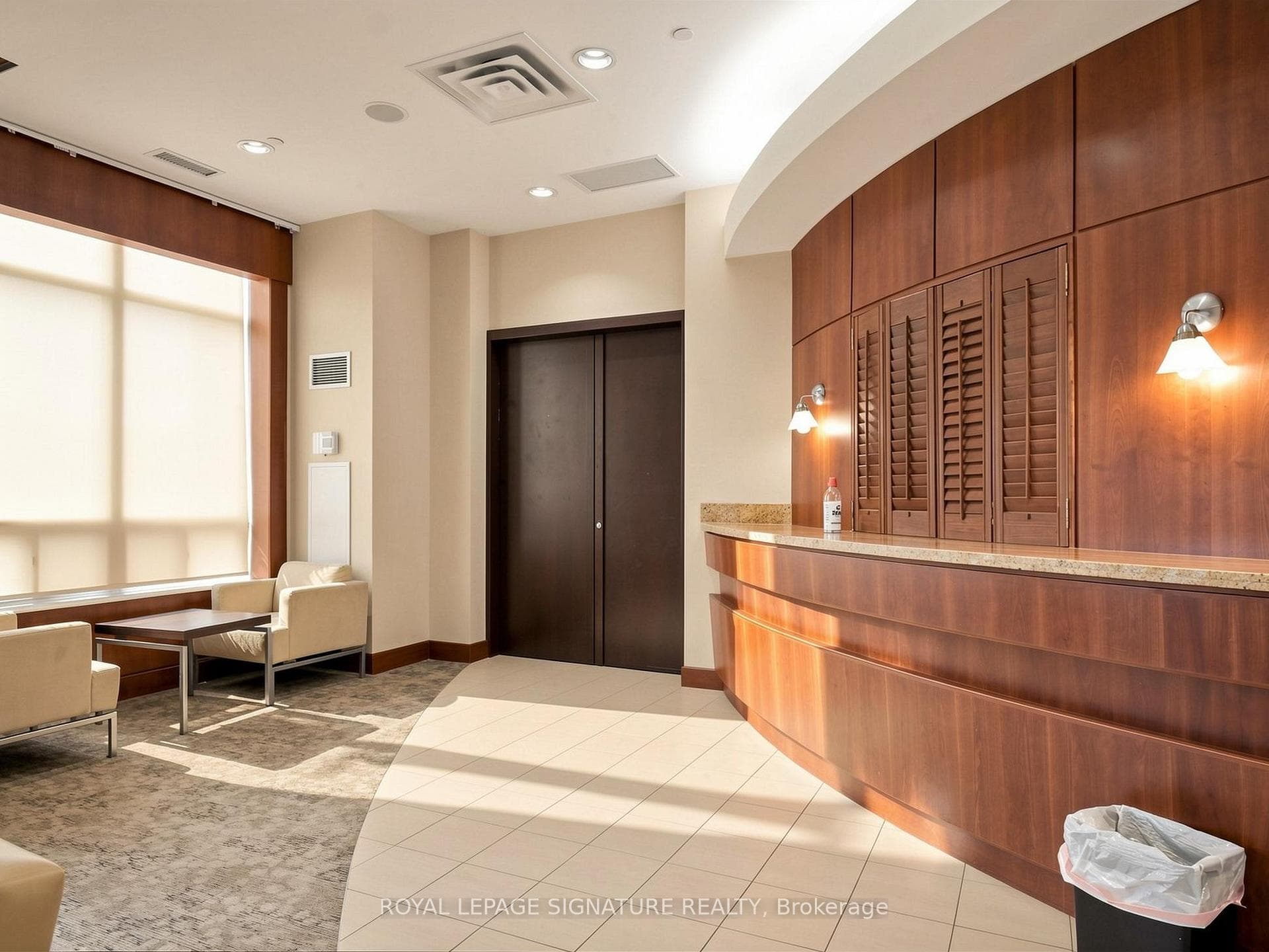55 Strathaven Drive Unit 708 photo 7
