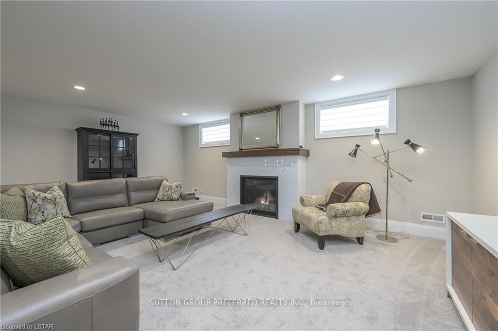 1710 Ironwood Road Unit 19 photo 26