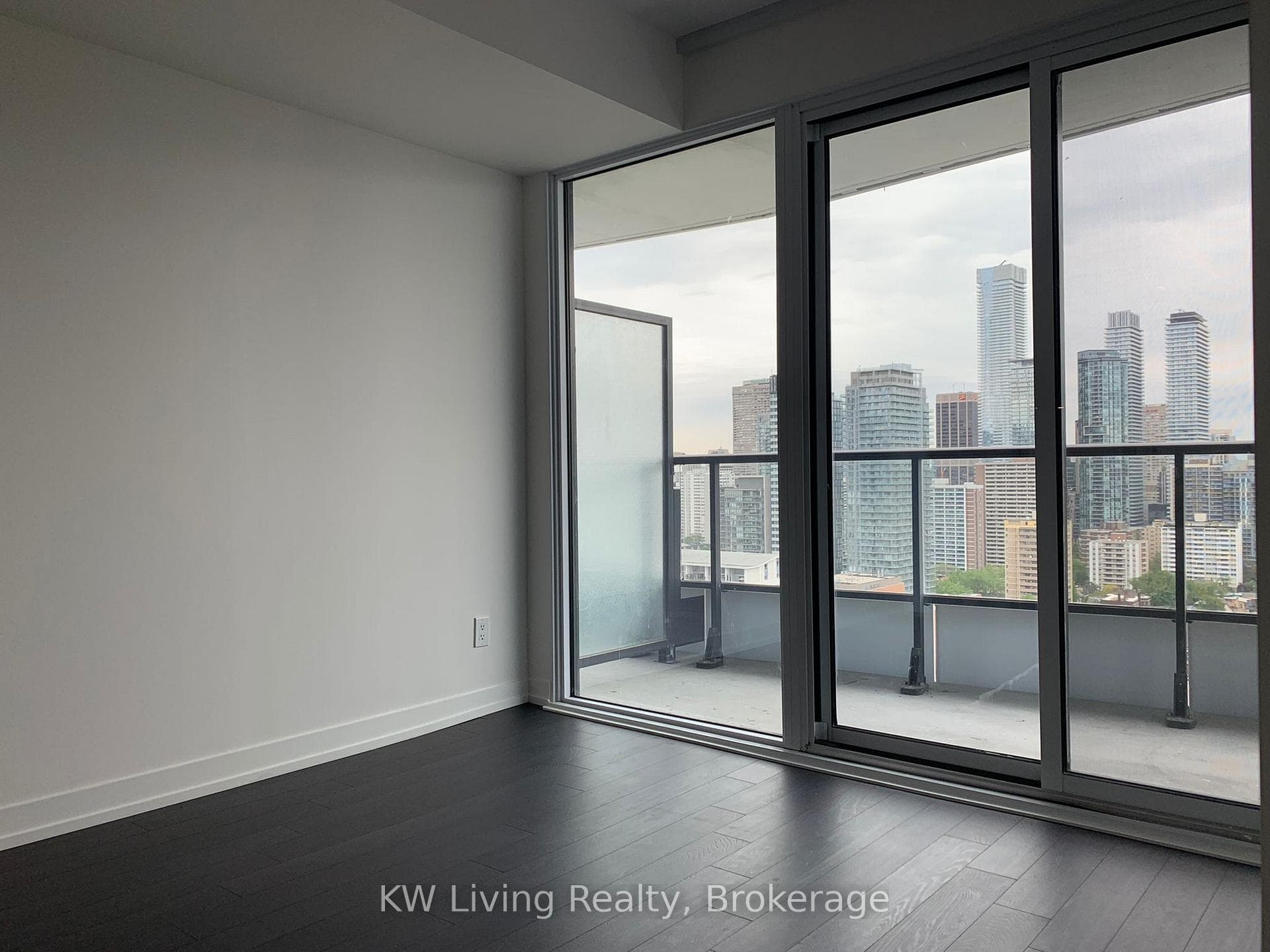 85 Wood Street Unit 3111 photo 2
