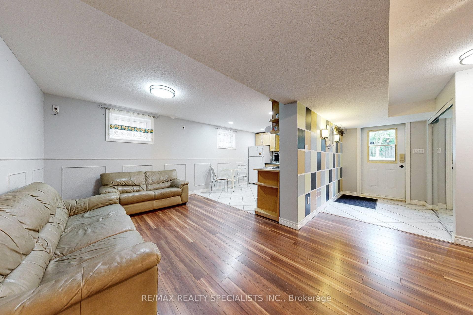 99 Pinnacle Drive photo 31