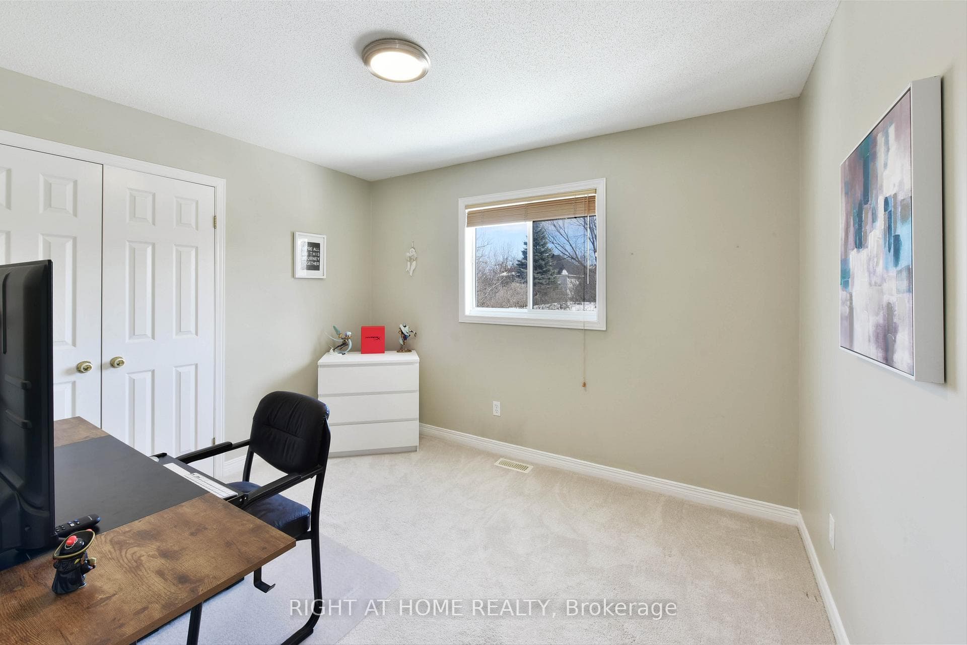 20 EVANSHEN Crescent photo 40