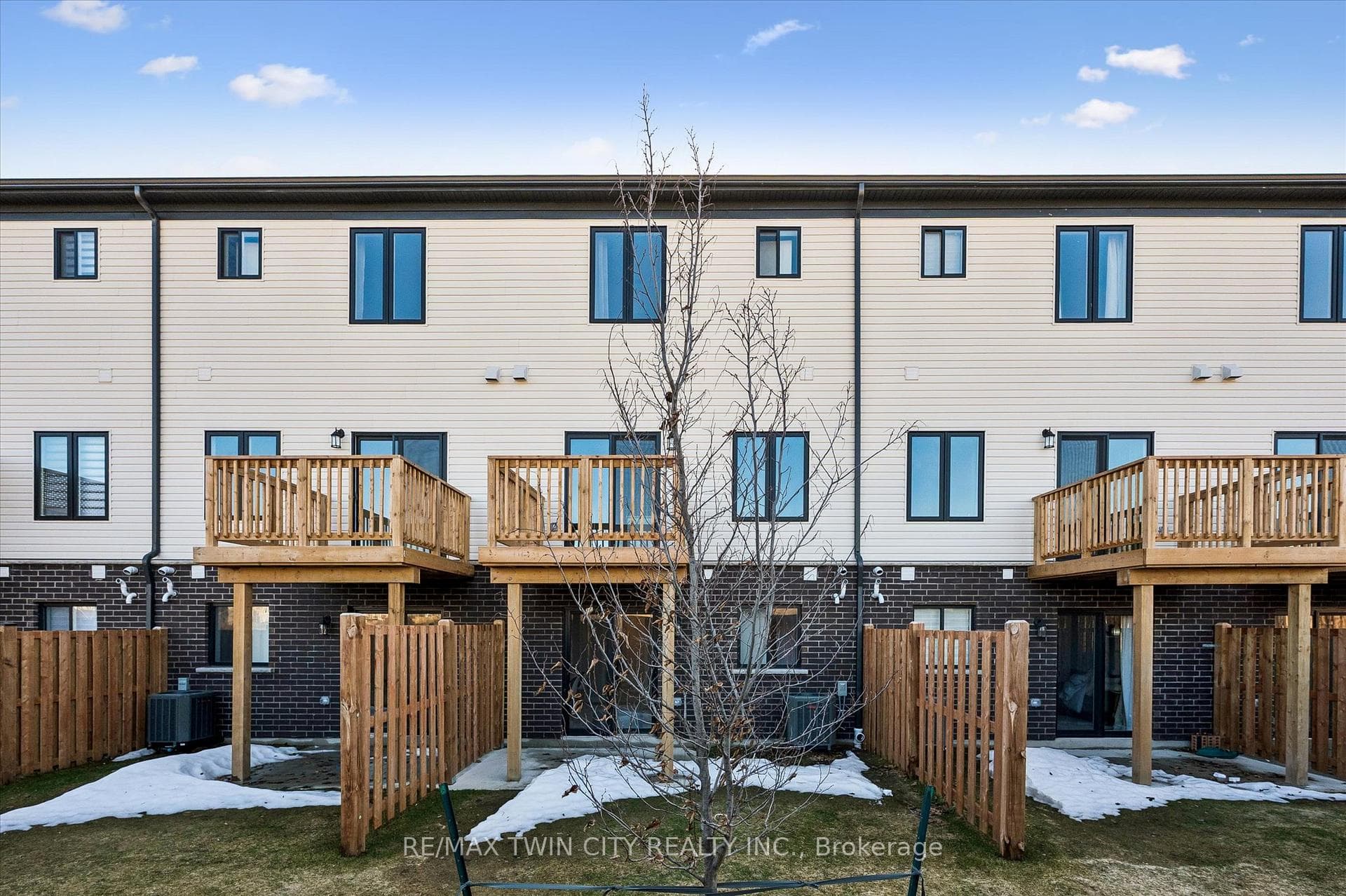 23 Sora Lane photo 45