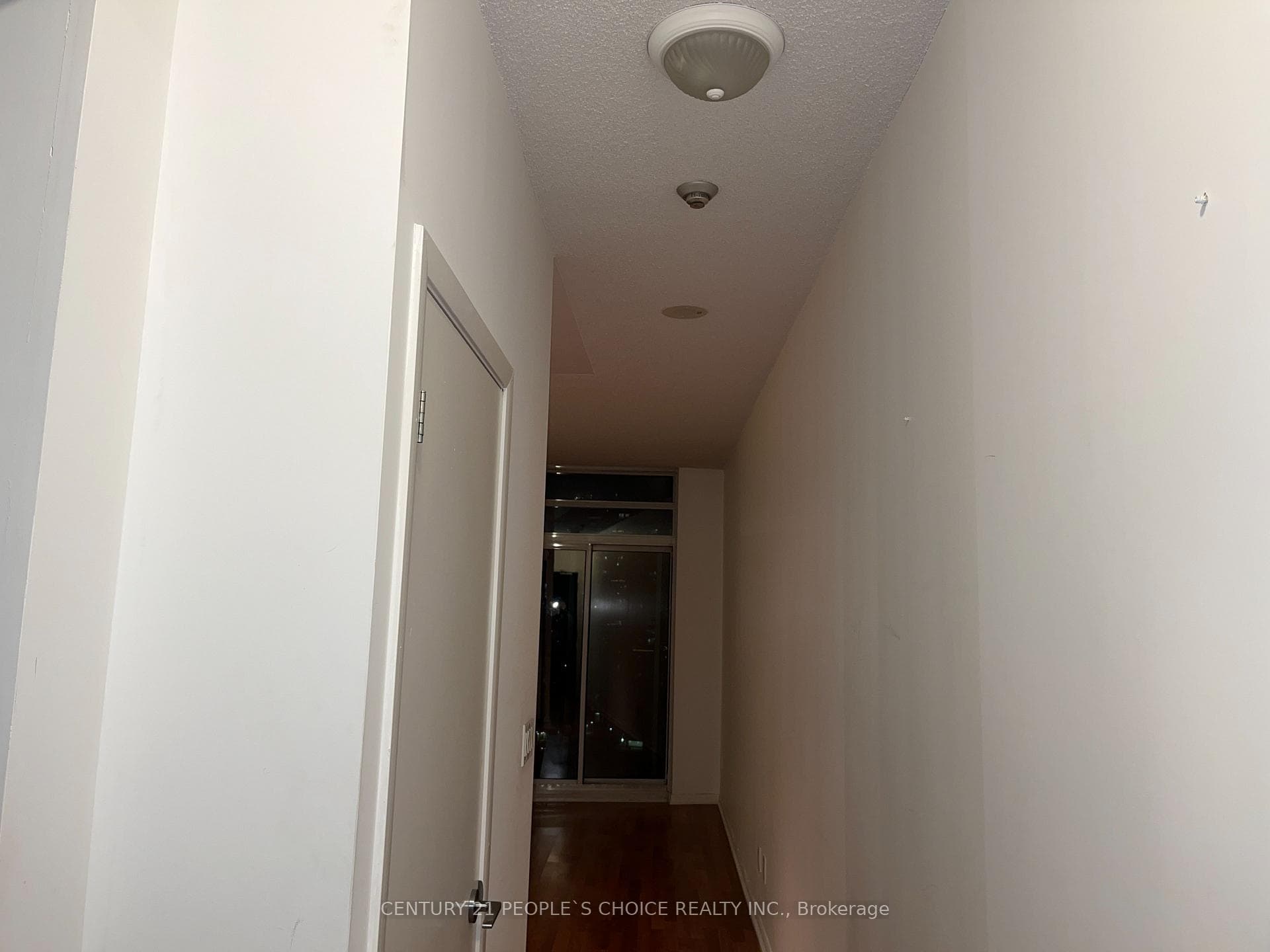 231 Fort York Boulevard Unit 2005 photo 3