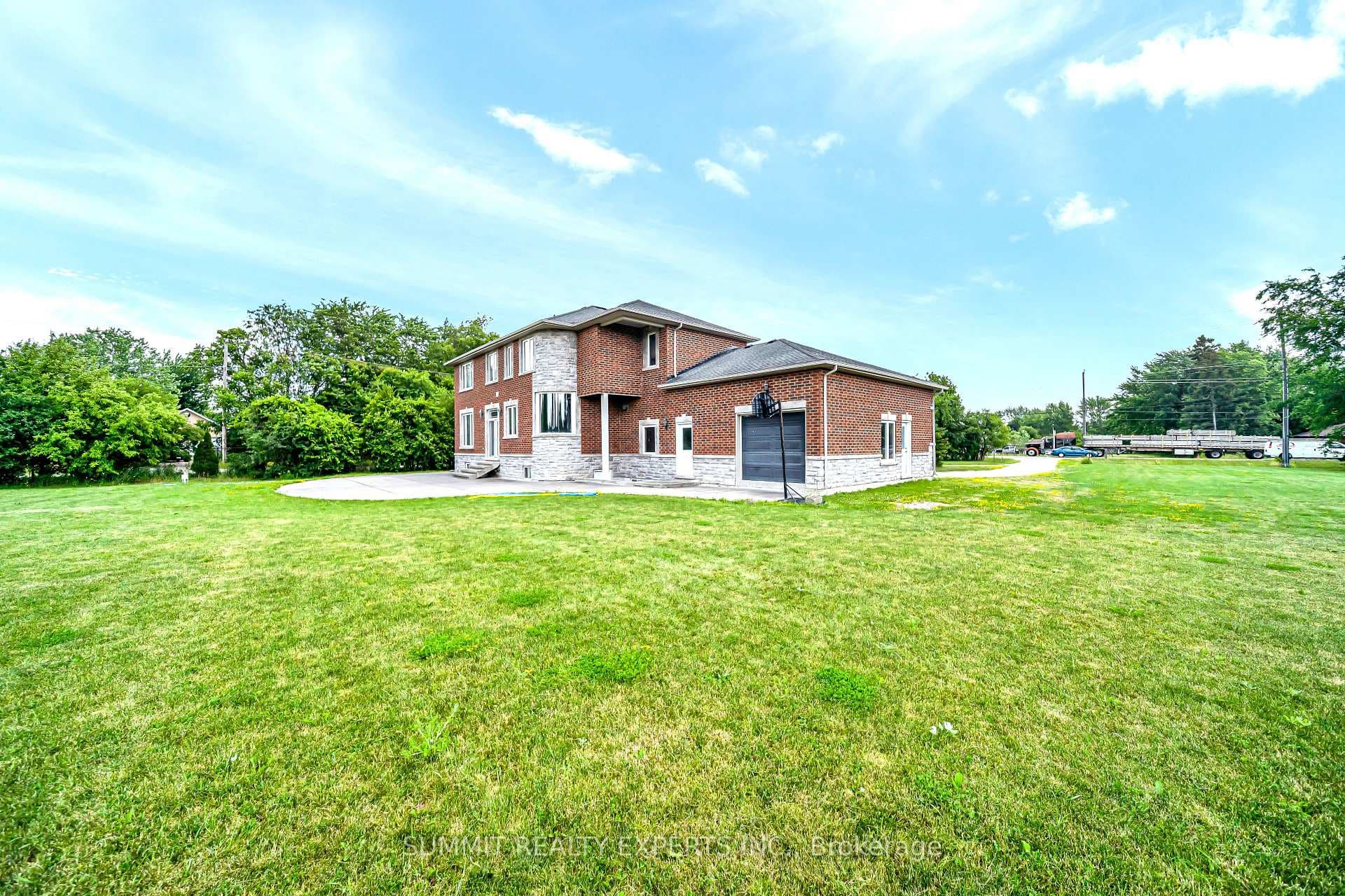 7728 Mayfield Road photo 3