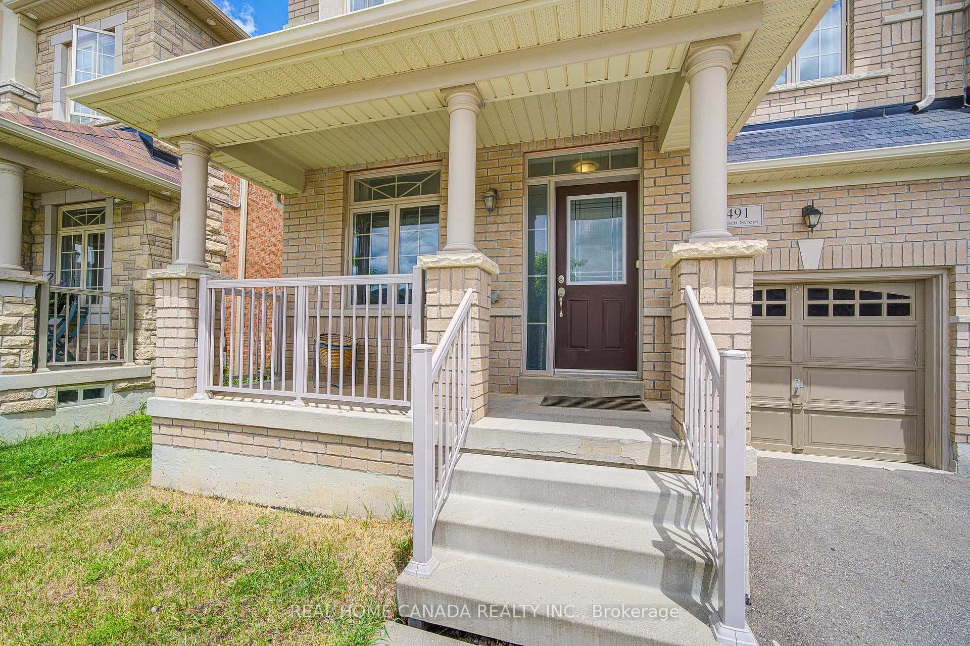 1491 Chretien Street photo 2