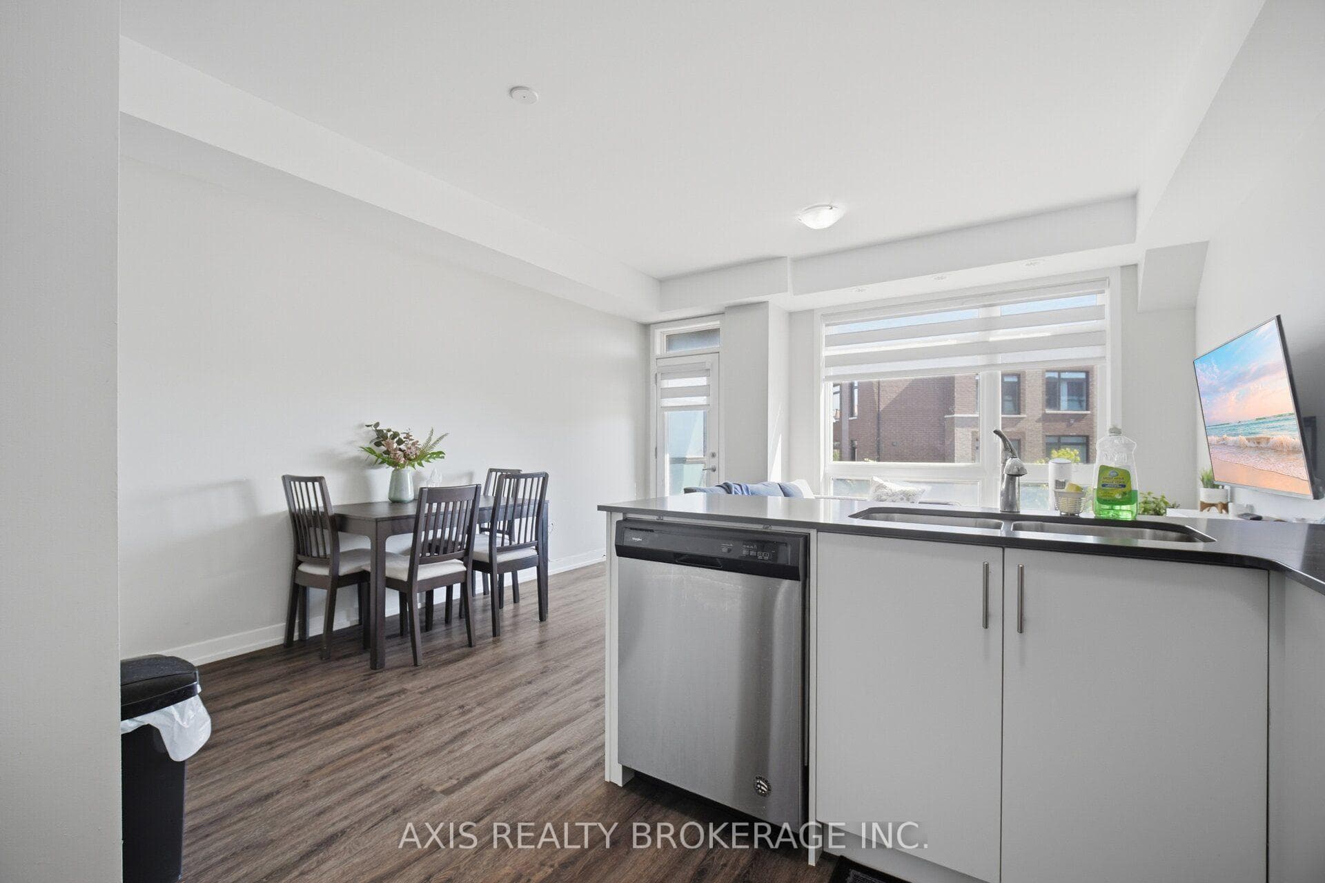 250 Dalhousie Street photo 9