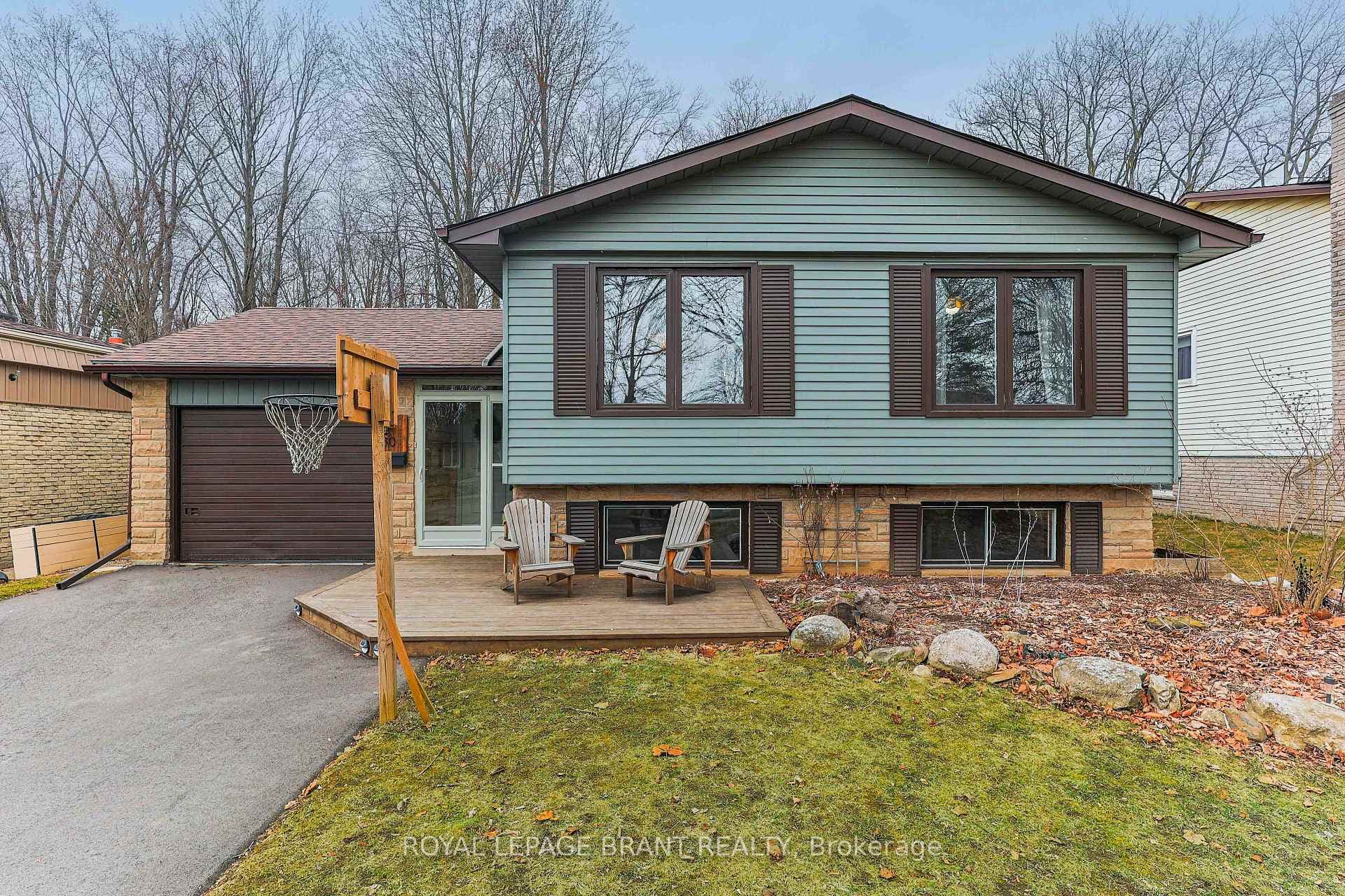 30 Beechwood Avenue photo 1