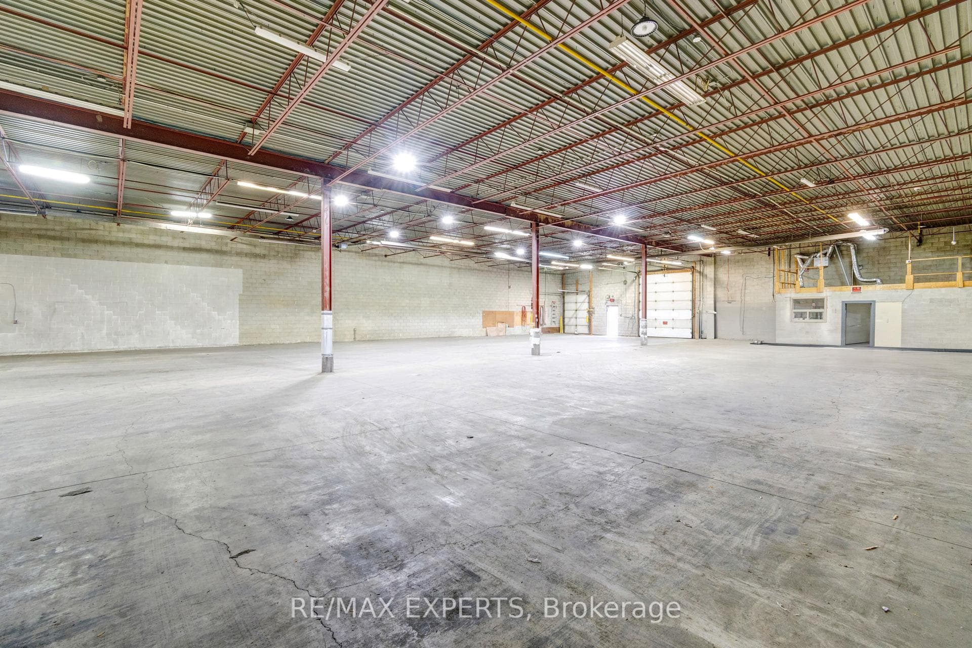 135 Watline Avenue photo 20