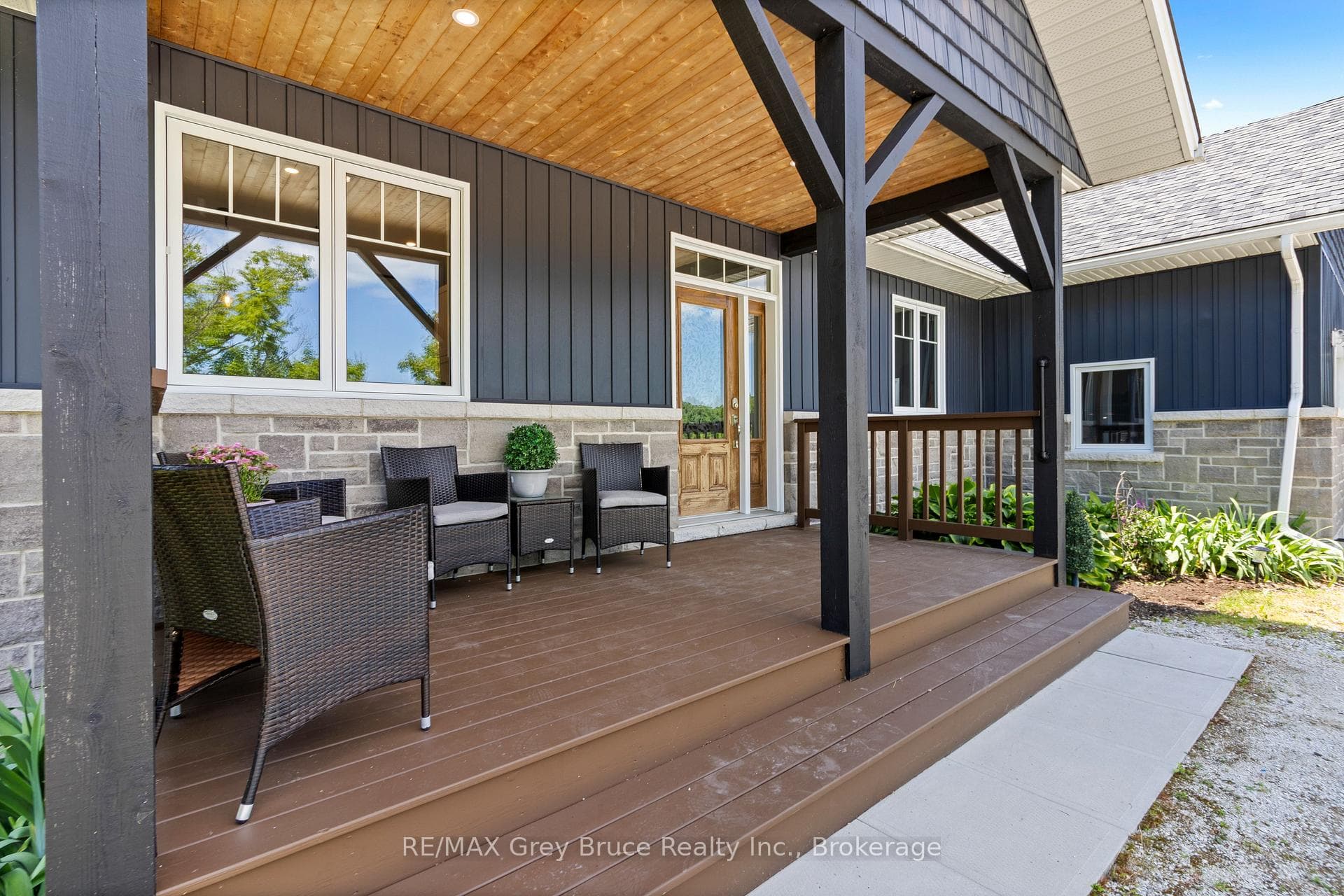 1379 West Road photo 6