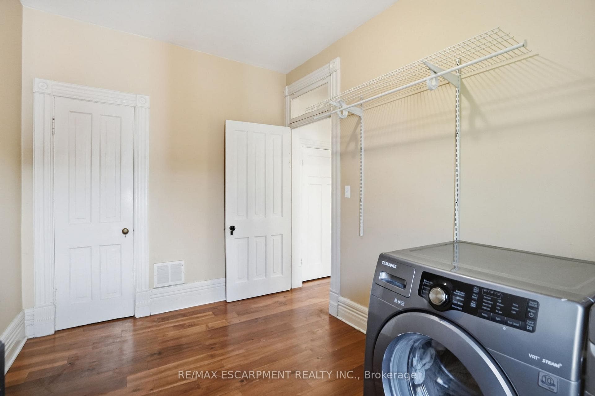 101 Victoria Avenue photo 40