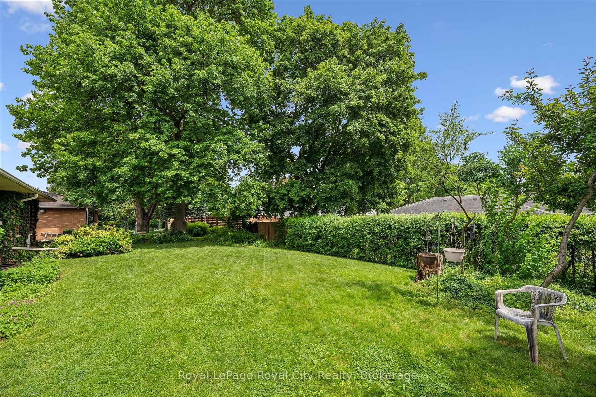 45 Waverley Drive photo 38
