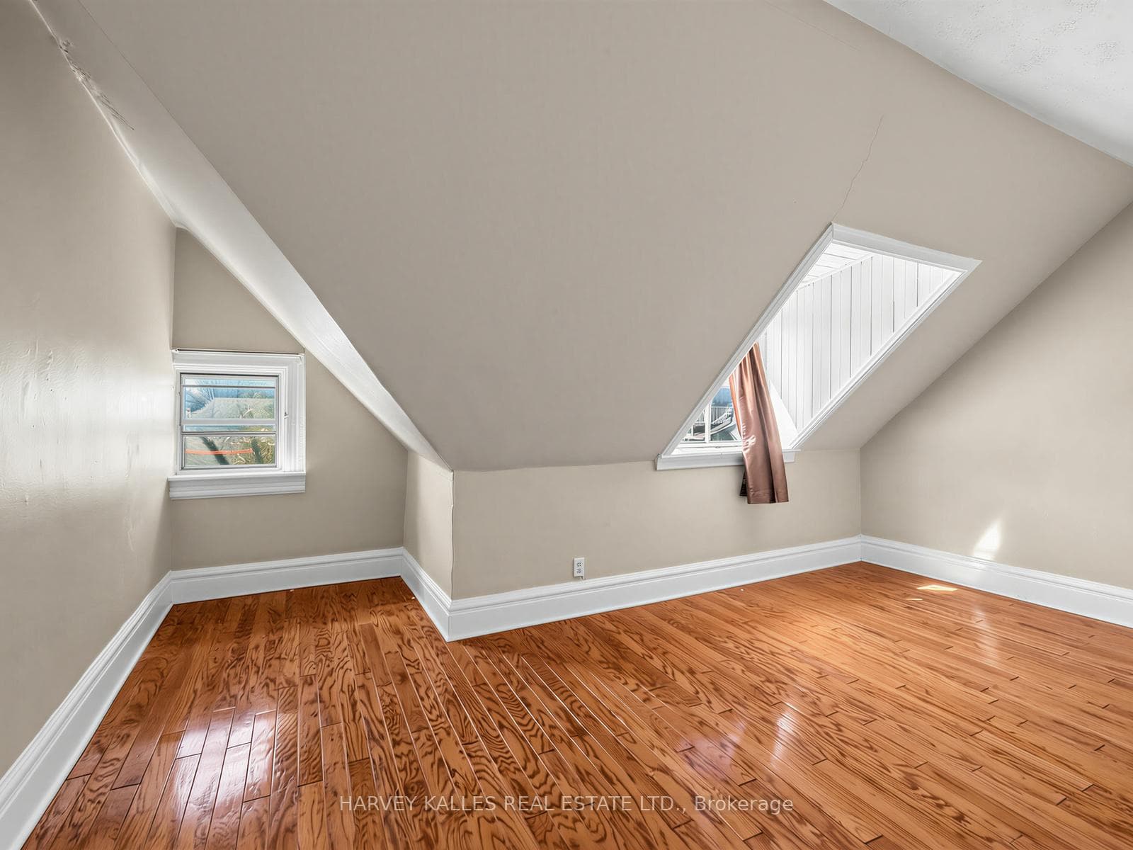 258 Harbord Street photo 16