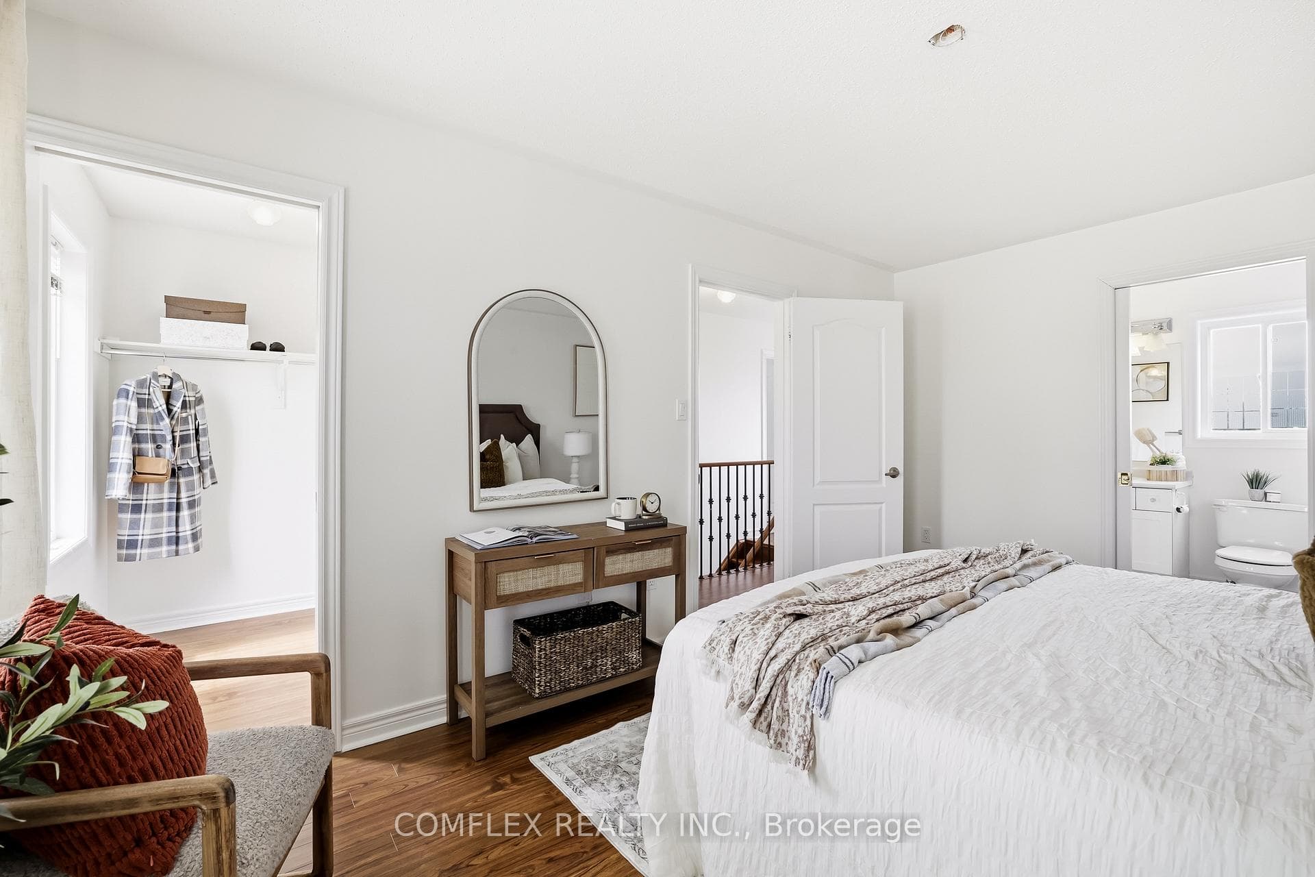 2 Armitage Crescent photo 23
