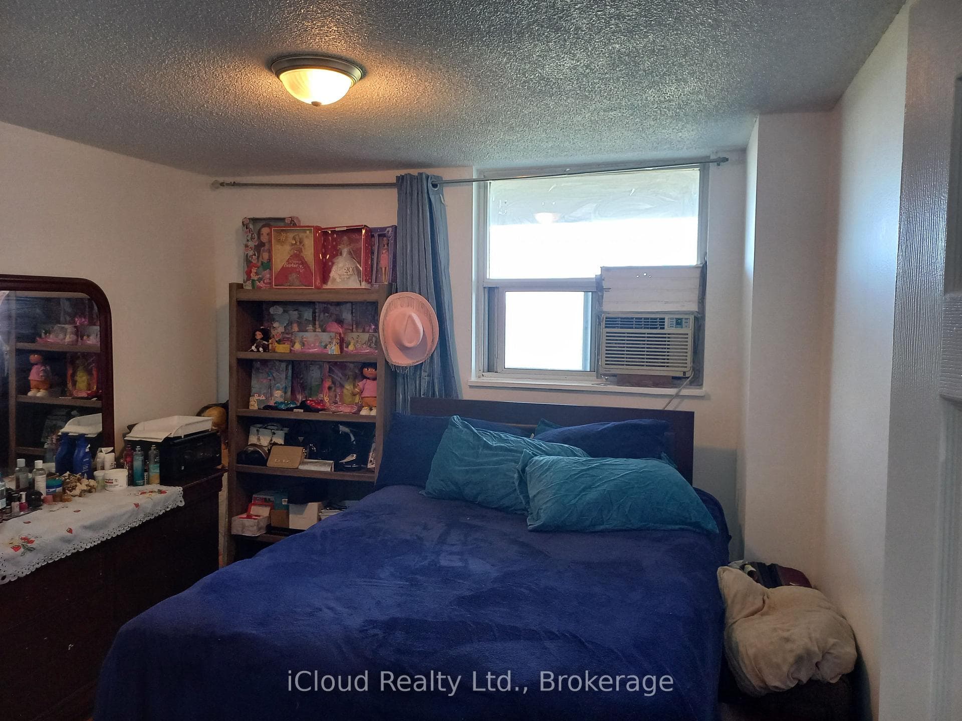 390 Dixon Road Unit 806 photo 3