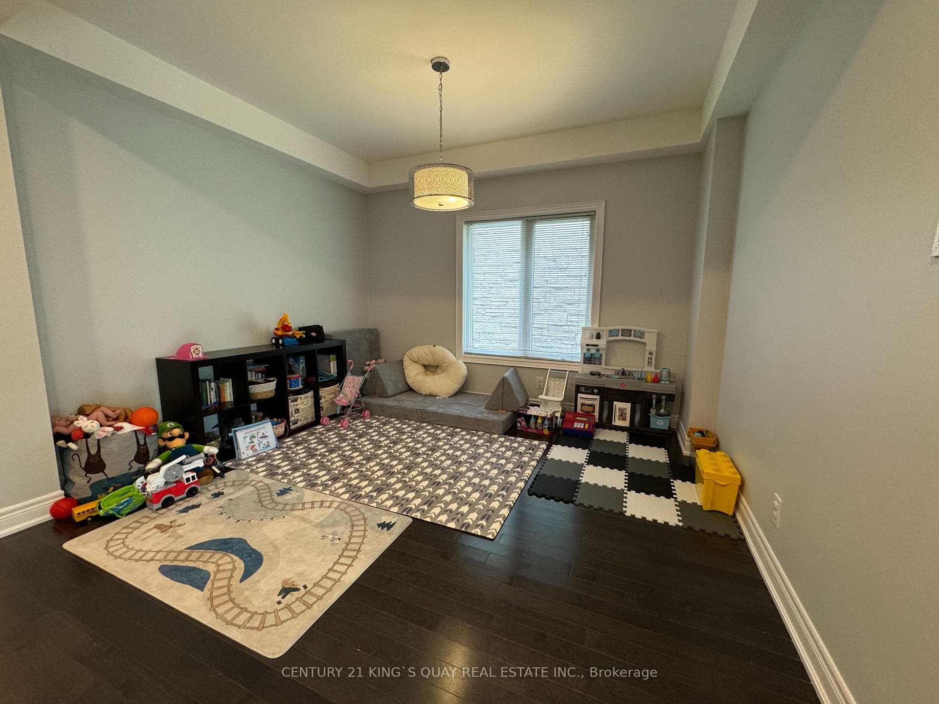 7151 Lionshead Avenue photo 7