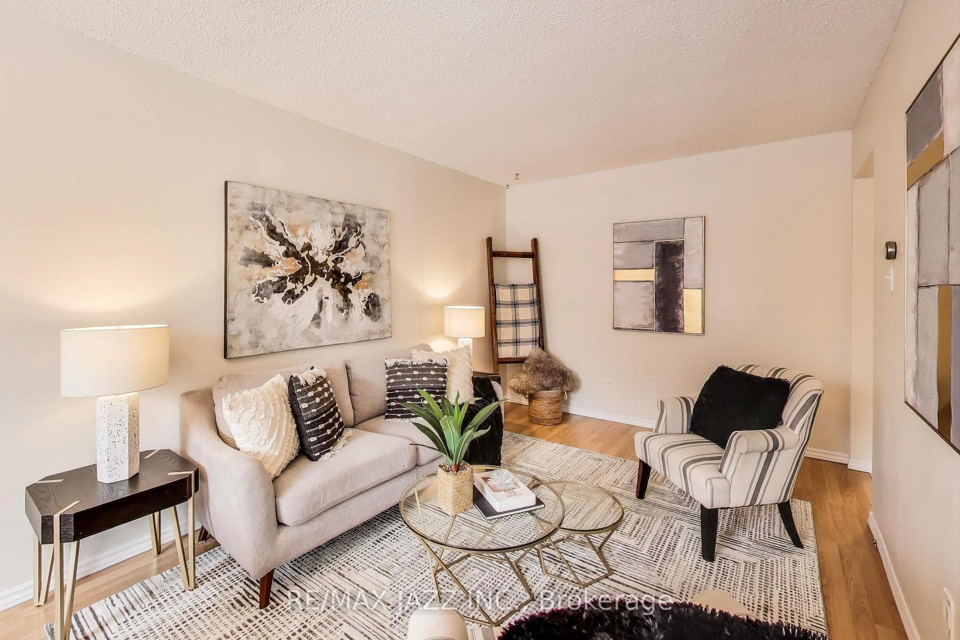 811 Wilson Road Unit 22 photo 4