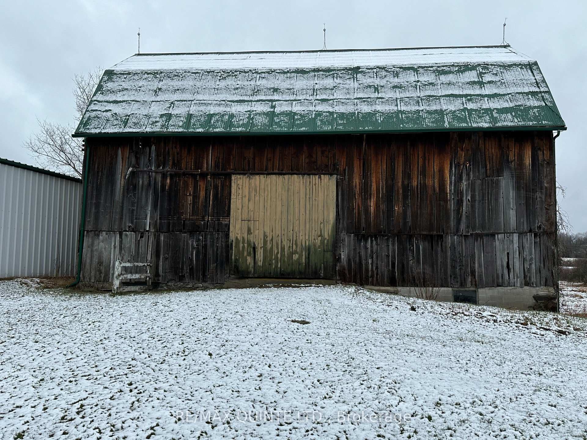 136 TOWNSEND Road photo 9