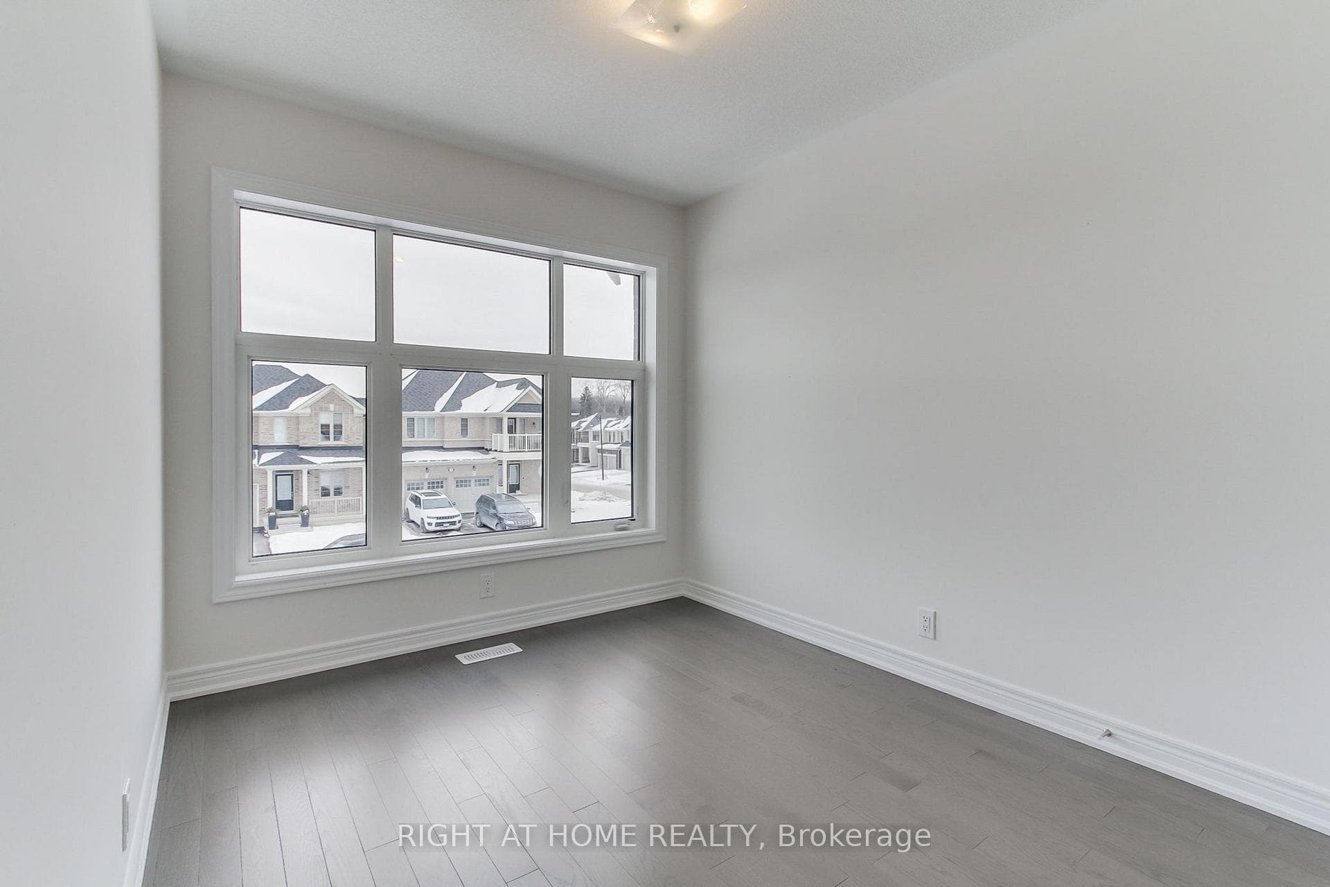 1380 Davis Loop N/A photo 19