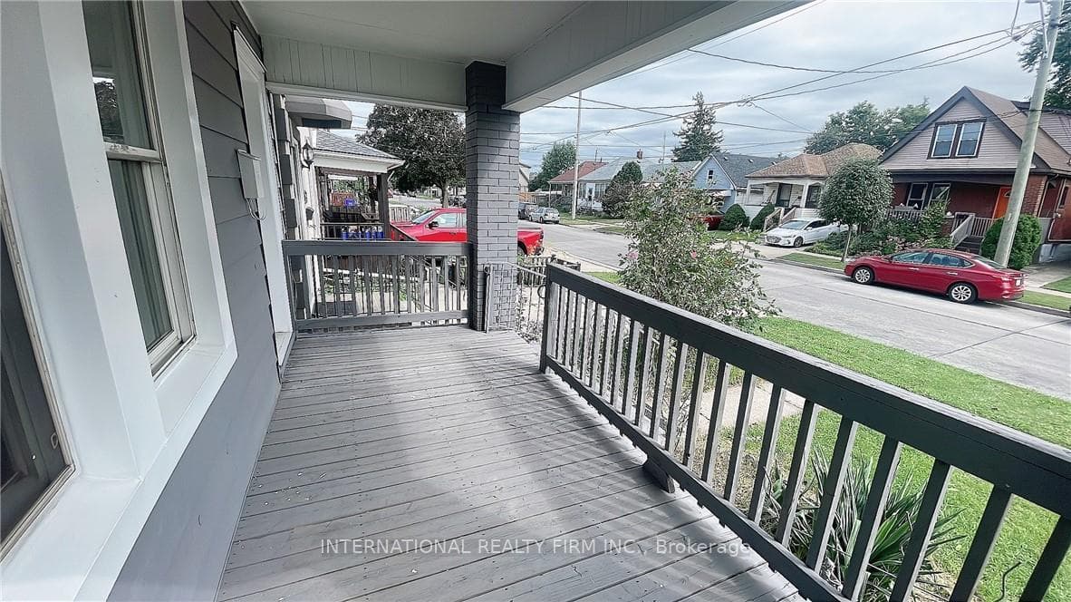 89 Newlands Avenue photo 4