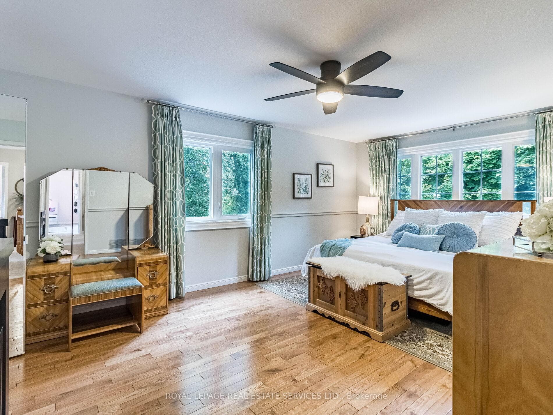 44 Parkend Avenue photo 14