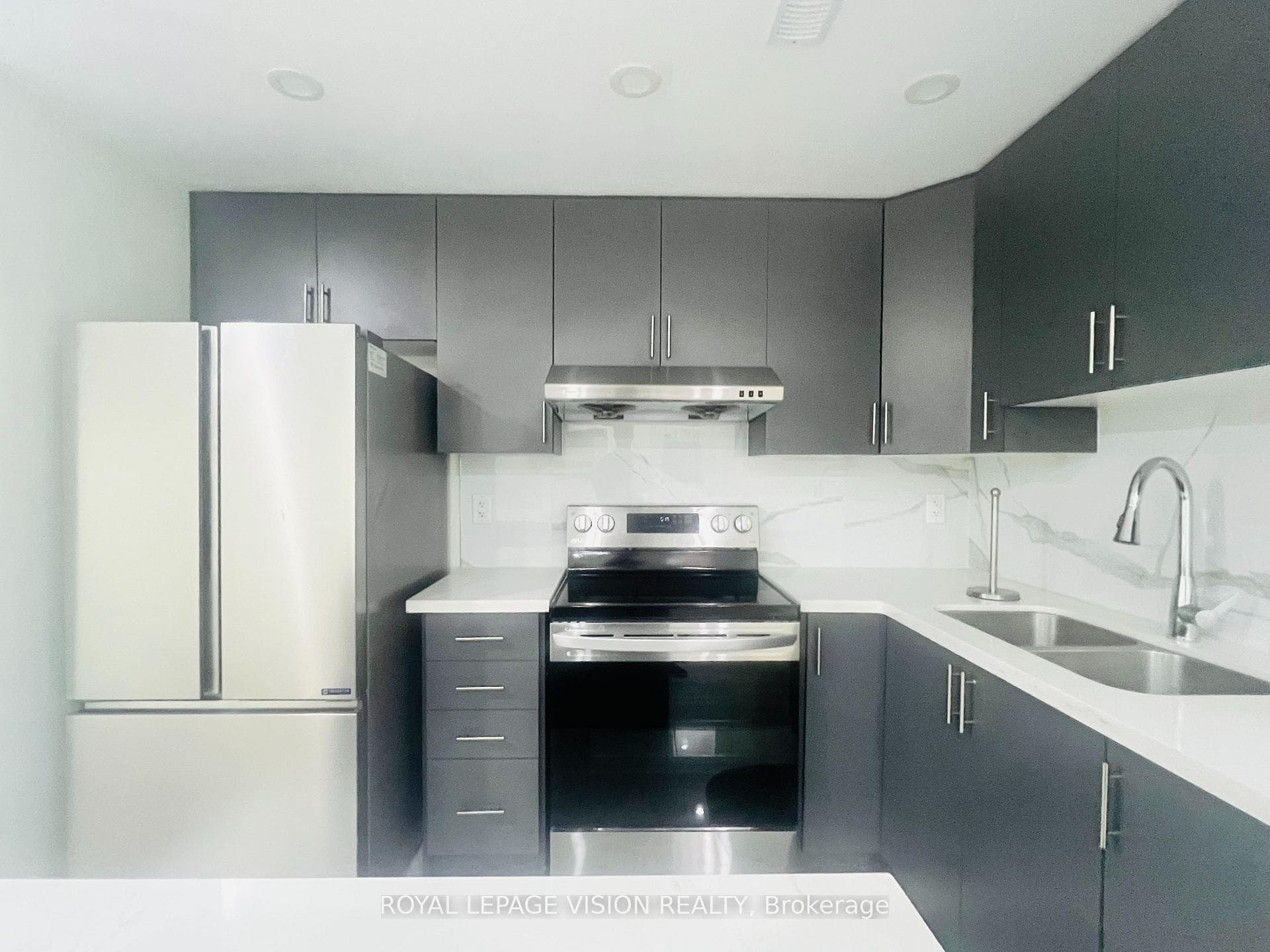 25 Gabrielle Crescent Unit Bsmt photo 10