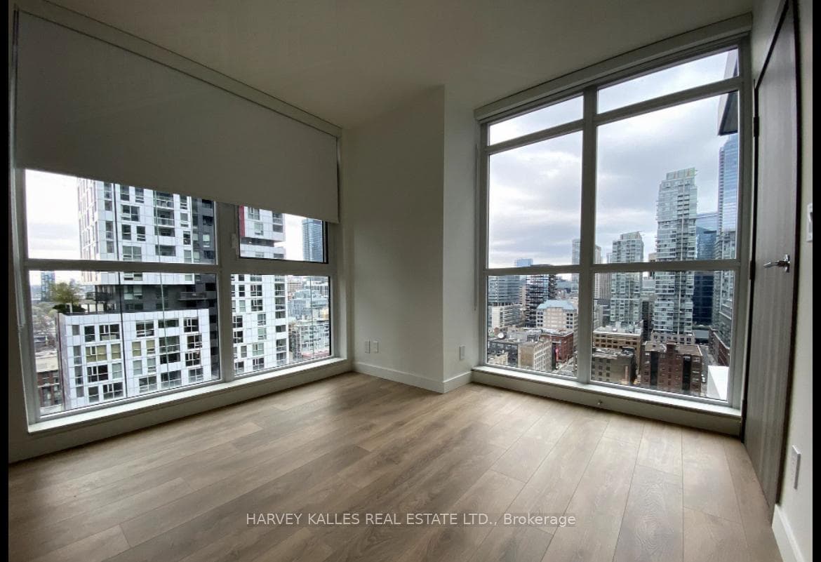 38 Widmer Street Unit 2101 photo 8