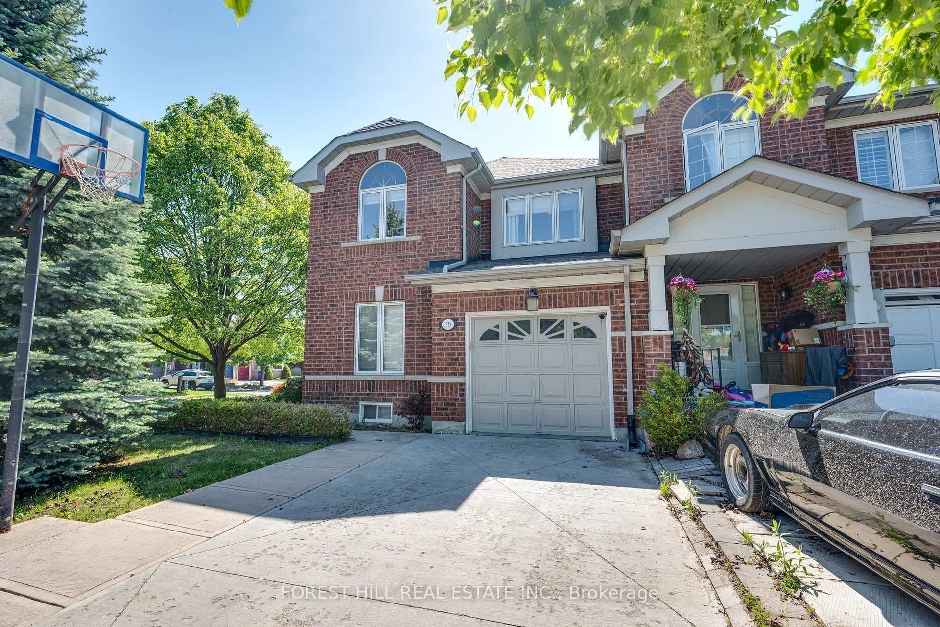 59 Banbrooke Crescent photo 2