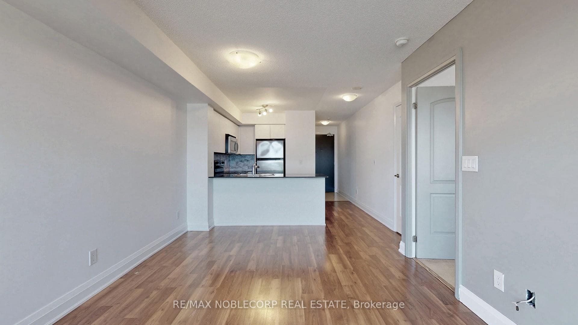 20 North Park Road Unit 516 photo 17