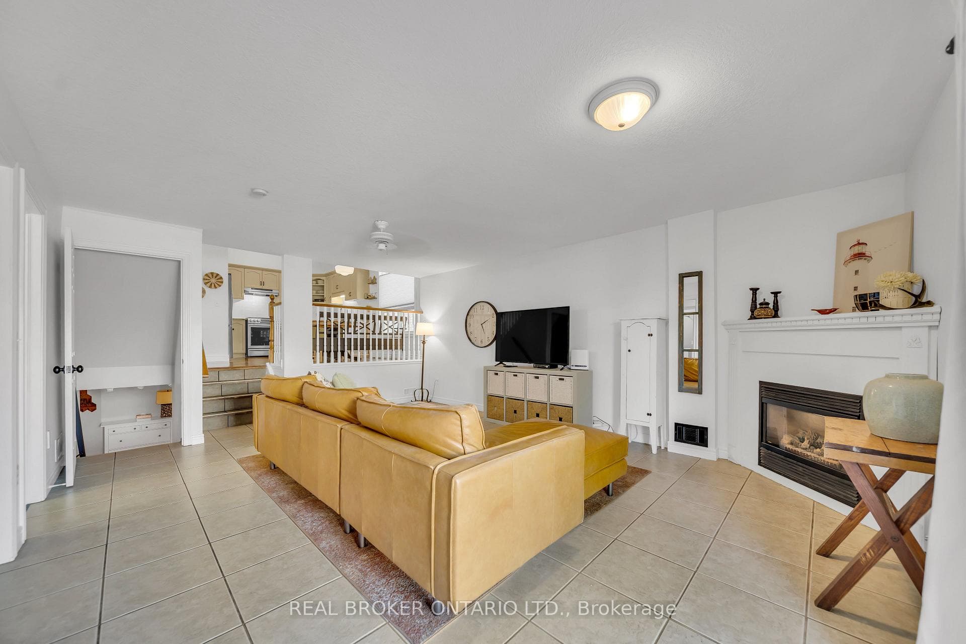 4 Borland Drive photo 18