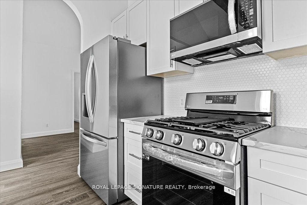 2471 Blessington Road photo 7