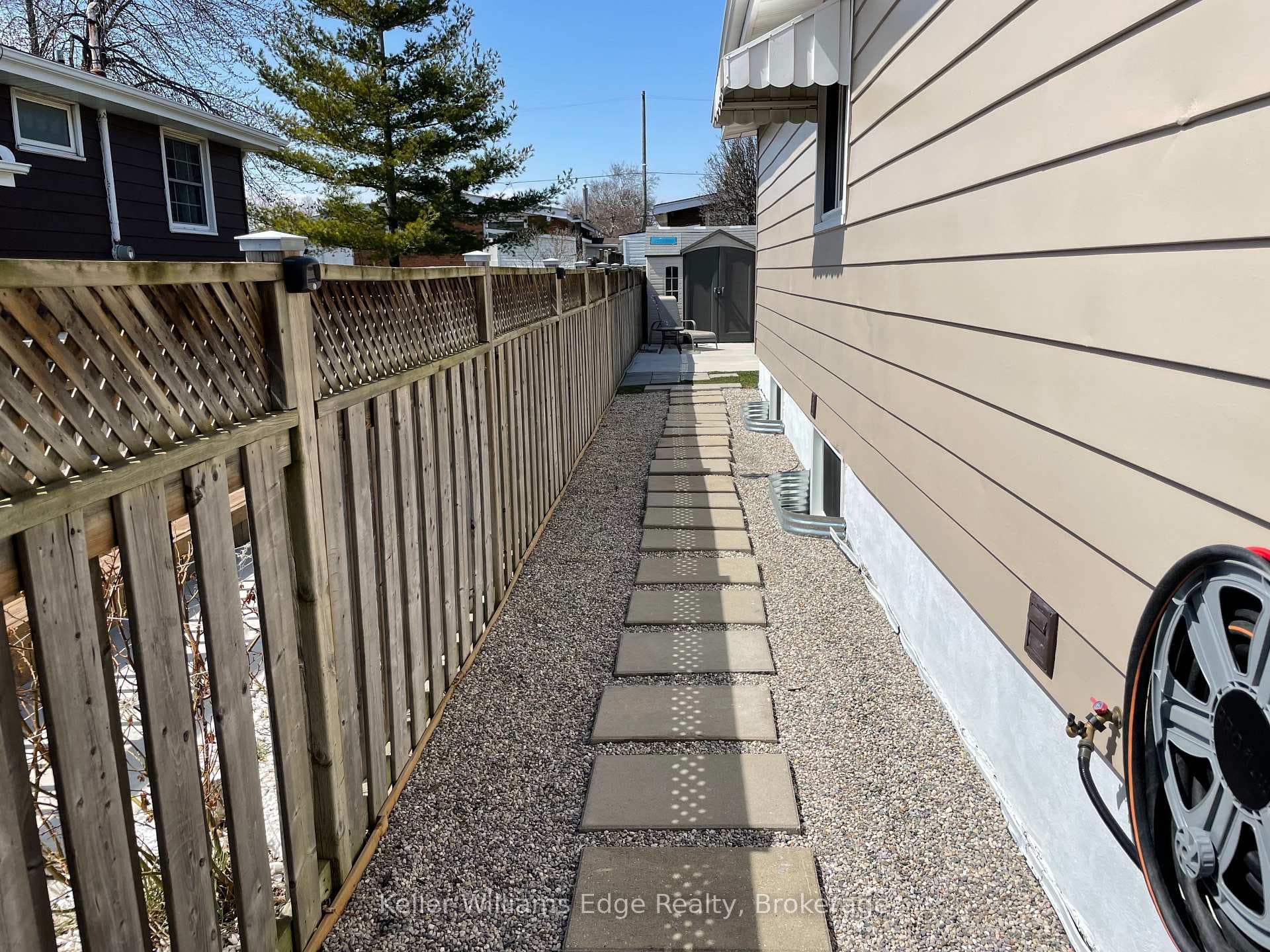 24 Baroche Street Unit Lower photo 11