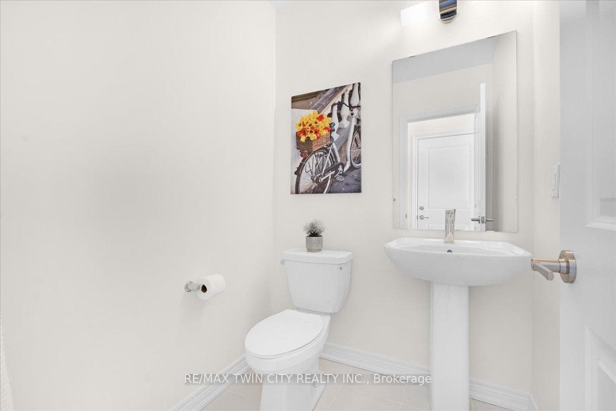 10 Birmingham Drive Unit 50 photo 5