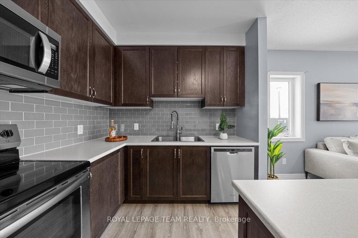 915 Nautilus Private photo 7