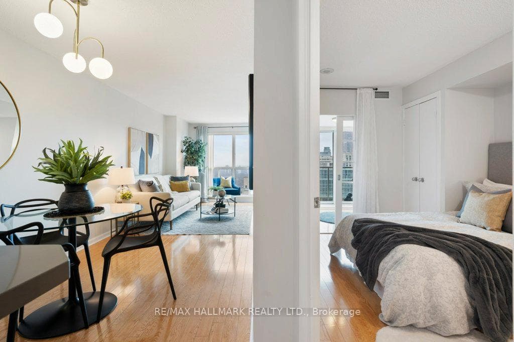 8 Park Road Unit 2608 photo 9